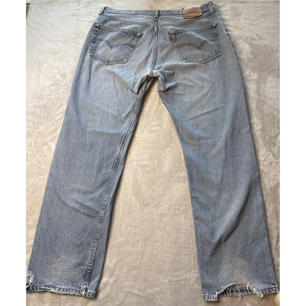 Levi's 501 Mens Size 38/32 Vintage Button Fly Blue Jeans MADE IN USA